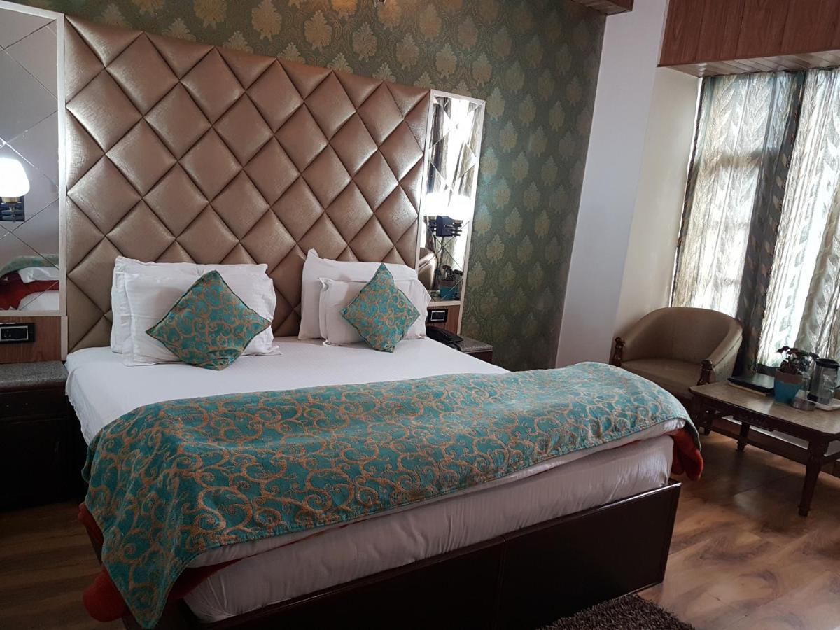 Quarto Duplo